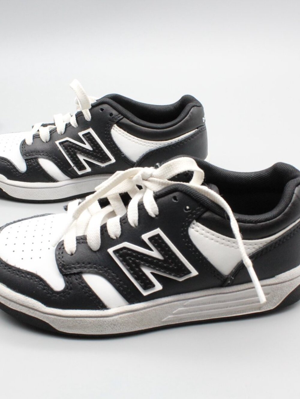 New Balance 480 Kids Sz 12 Black White Sneakers